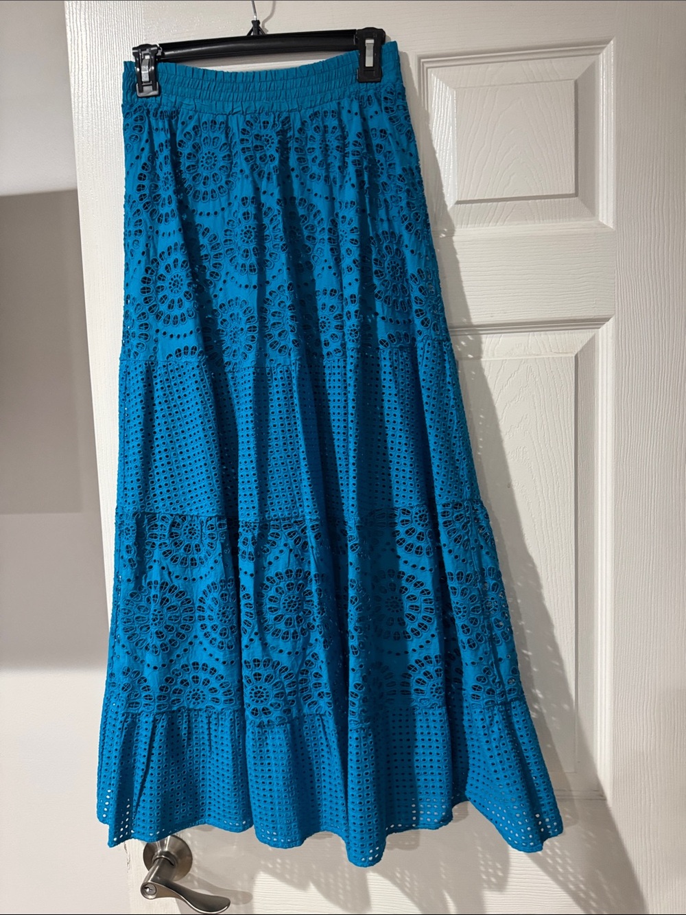 Alice + Olivia Teal Blue Eyelet Tiered Maxi Skirt size 0